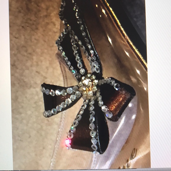 Heels - Picture 4 of 8